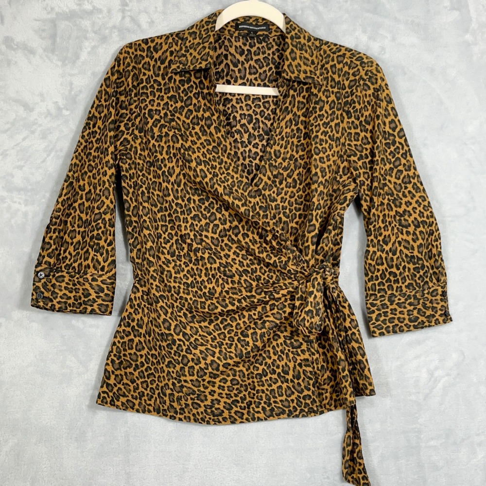 Express Womens Blouse L Brown Leopard Wrap 3/4 Sleeve Animal Print Mob Wife Chic